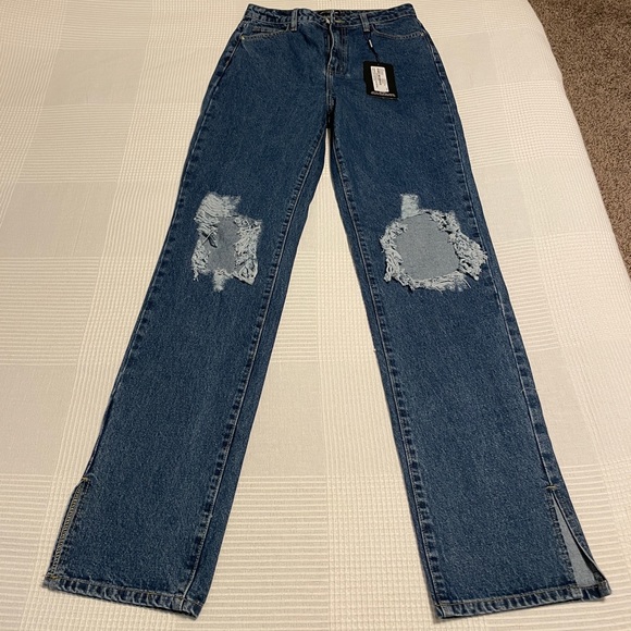 Pretty Little Thing Tall Jeans - Picture 3 of 7